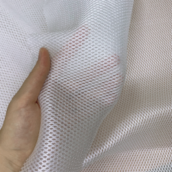 Сетка 3D трехслойная Air mesh 160 гр/м2 (Ширина 150см), цвет Белый (на отрез) в Чебоксарах
